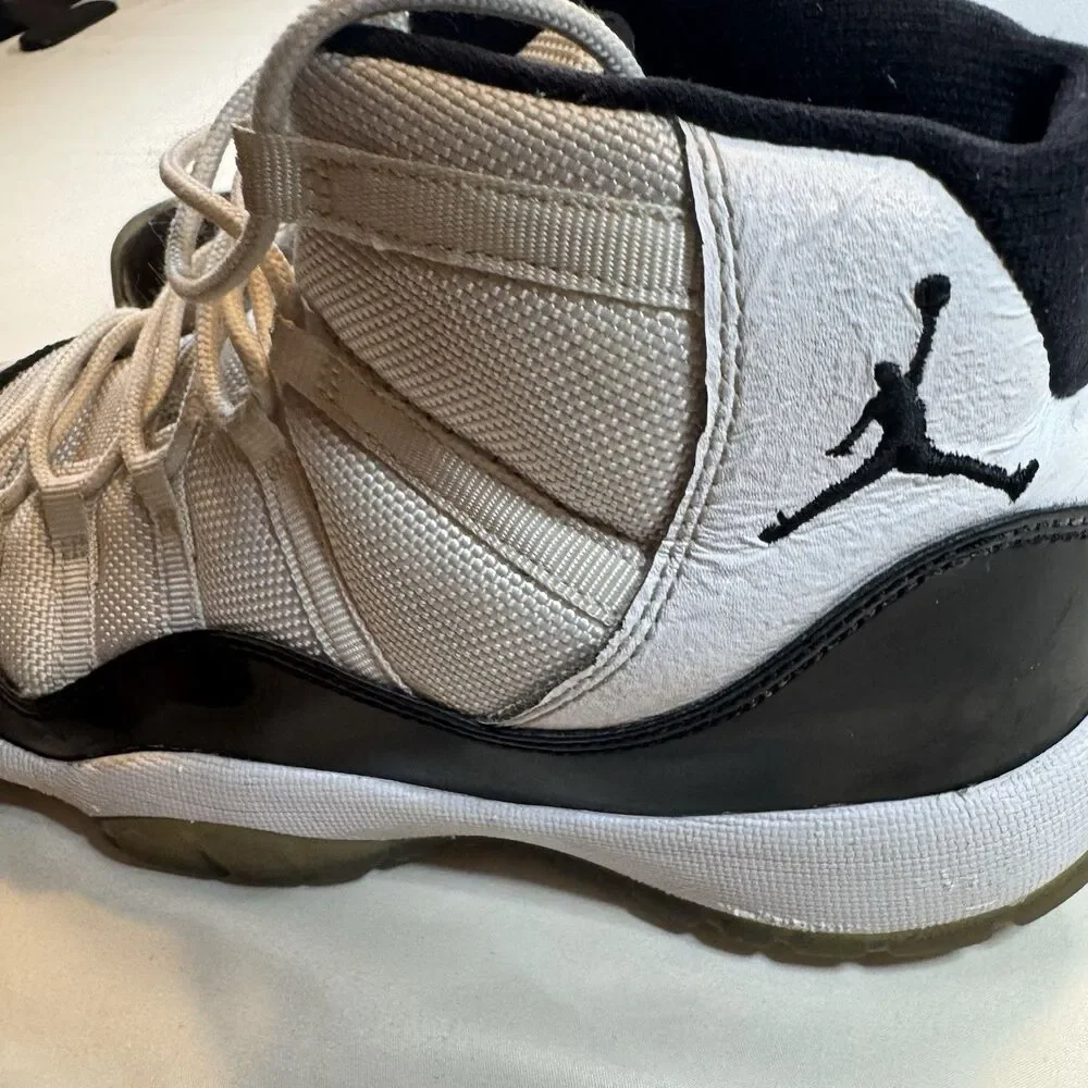 Nike Air Jordan 11 Retro Concord 2011 378038-107 White Black